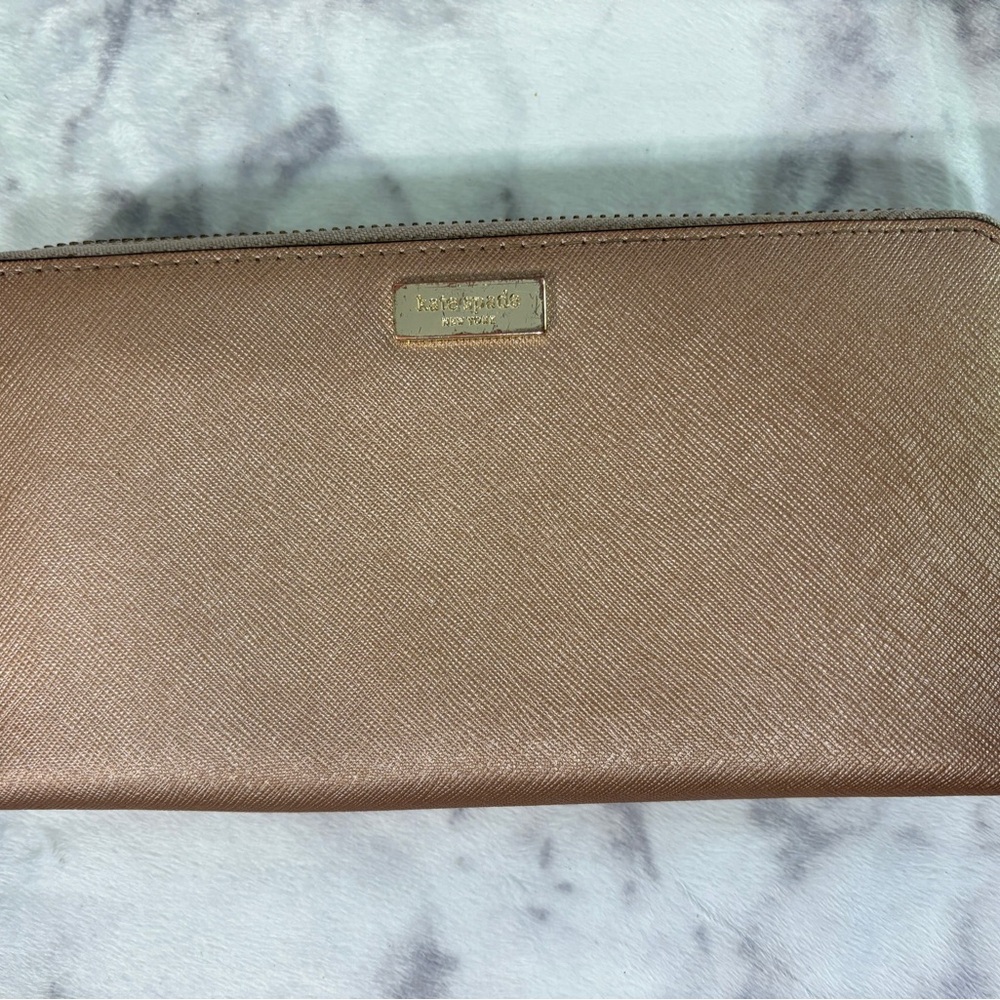 Kate Spade Neda Newbury Lane Zip Wallet in Rosegold